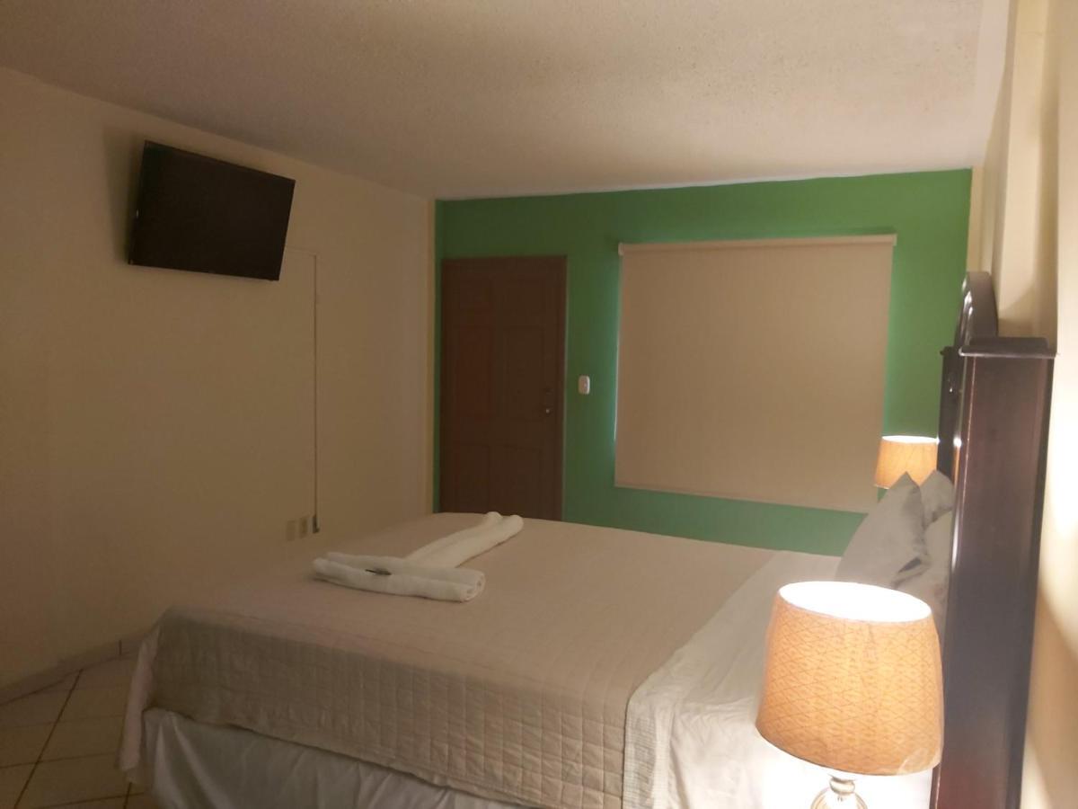 Mados Hotel Guanacaste Чолутека Экстерьер фото